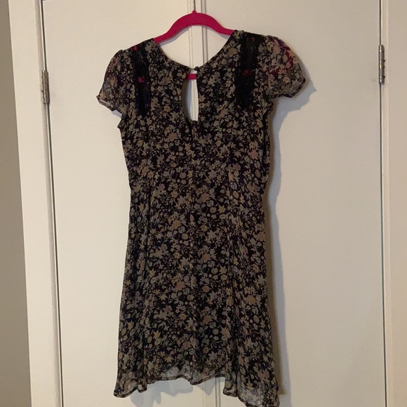 Winter Kate Mini Dress with built in liner. - Picture 3 of 4